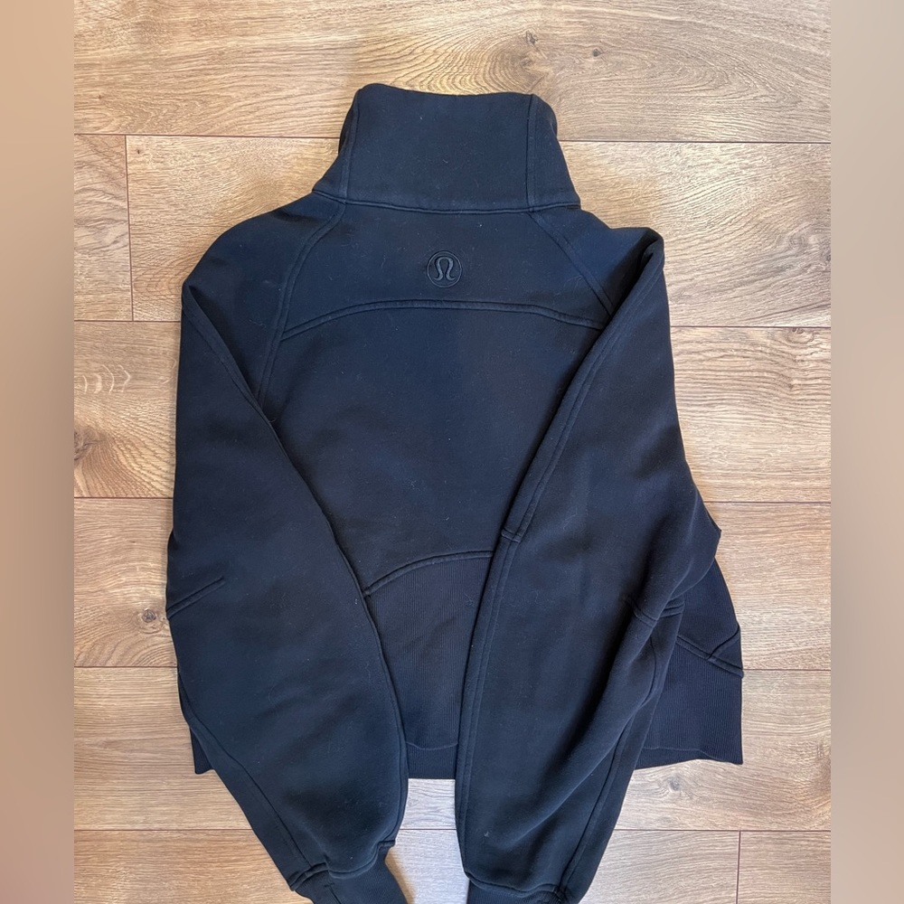 Lululemon scuba oversized funnel-neck. XS/S. Like new. - Picture 2 of 2